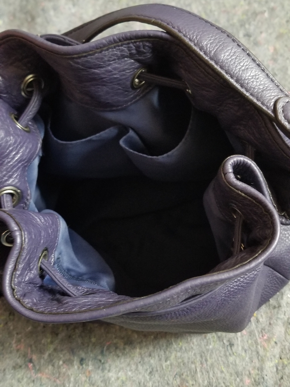 Coach Purple Pebble Leather Drawstring Shoulder Bag with Silver Hardware - Picture 3 of 8